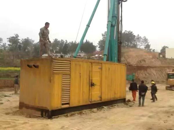 任城如何判断水冷式机油散热器密封件是否需要更换?